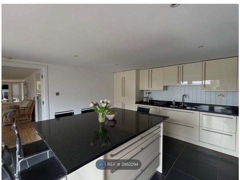Additional image 11 of 5 bed semi-detached house to rentMill Lane, Midhurst GU29