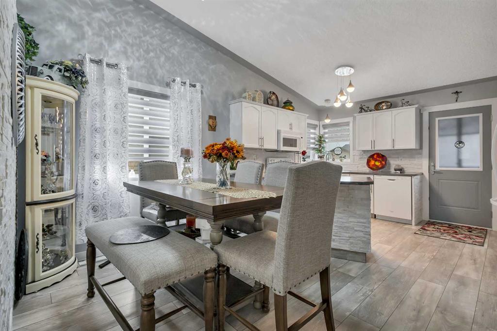 Additional image 6 of 17 Keast Way, Red Deer, AB, T4P 3Z3