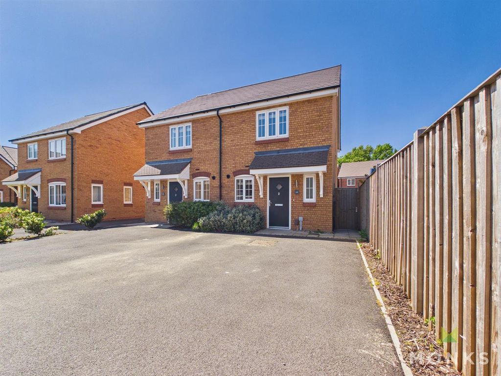 2 bed semi-detached house for saleCopthorne Road, Shrewsbury SY3