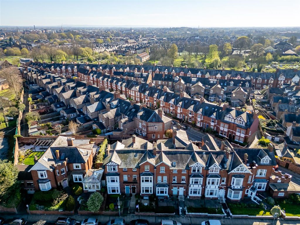 Additional image 16 of 4 bed town house for saleAlbemarle Road, York YO23