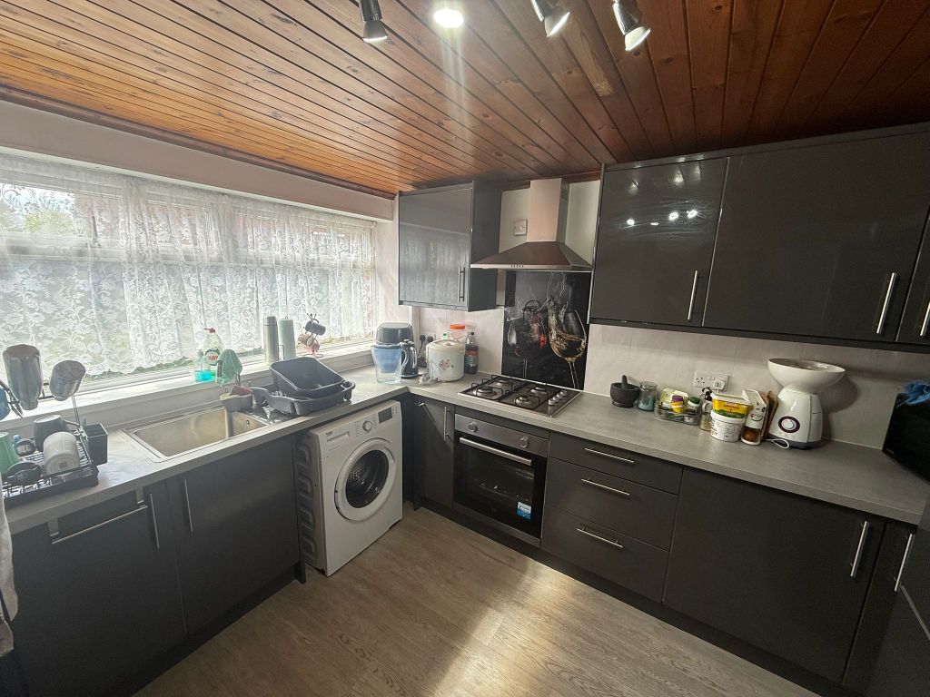 3 bed property to rentAsh Grove, Llandough, Penarth CF64