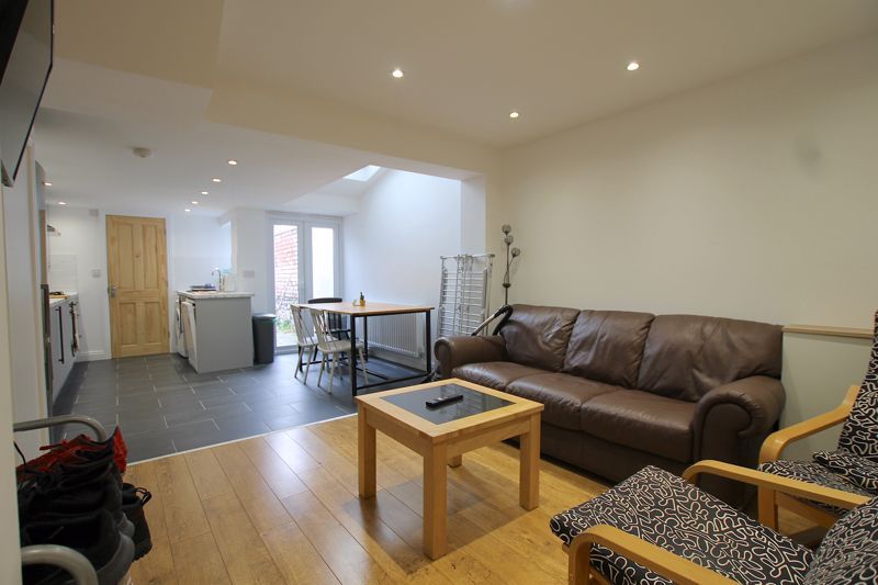 Additional image 2 of 4 bed terraced house to rentParkfield Place, Cardiff CF14