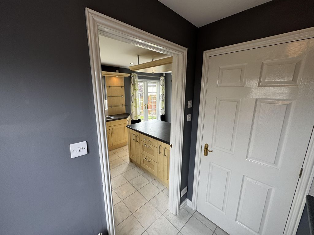 Additional image 16 of 4 bed detached house to rent52 St. Martin Crescent, Dundee DD3