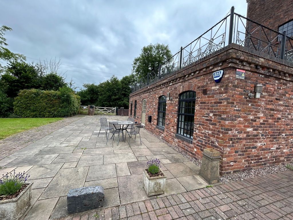 2 bed flat to rentLondon Lane, Tardebigge, Bromsgrove, Worcestershire B60