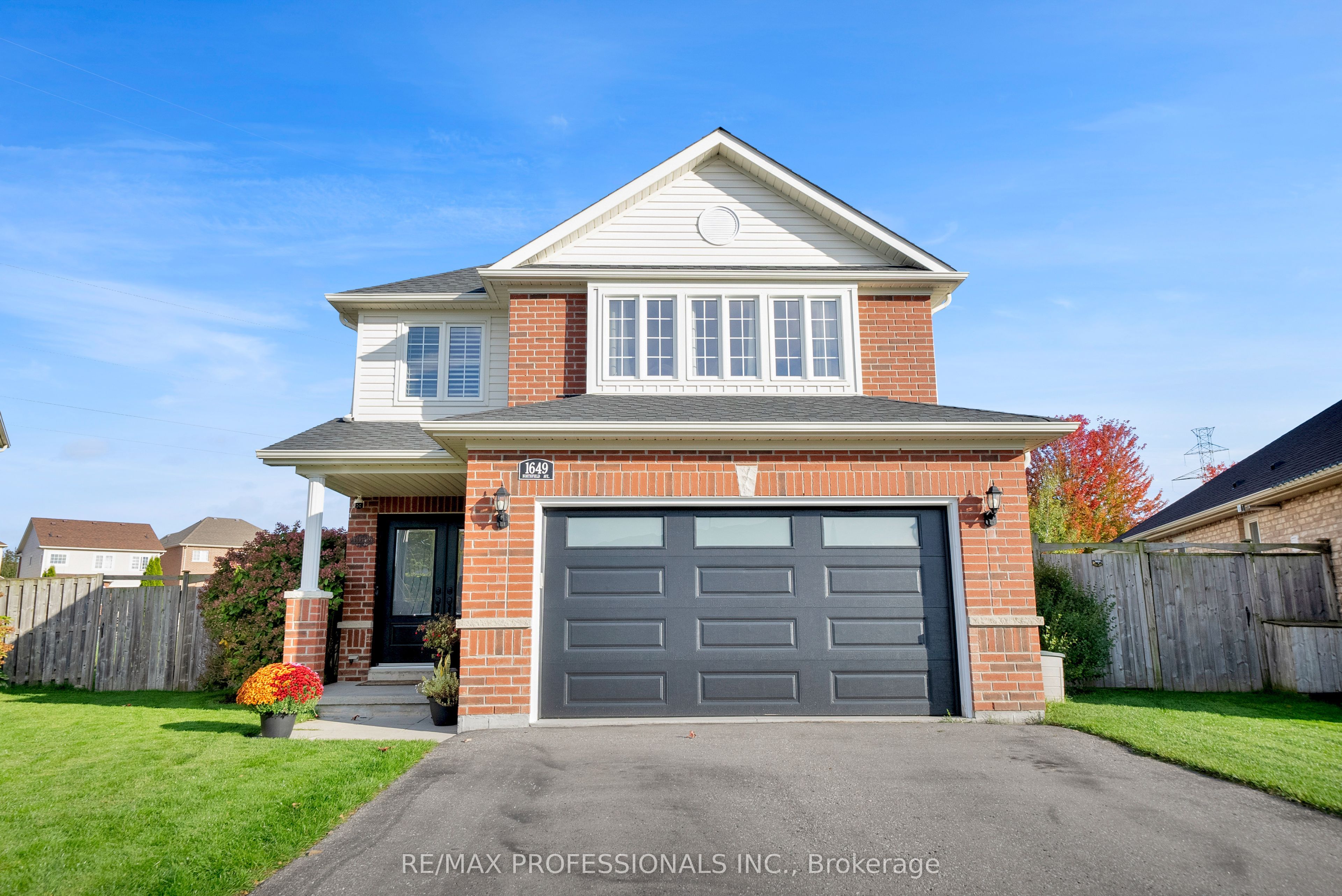 1649 Northfield Avenue, Oshawa, ON, L1K 0K8
