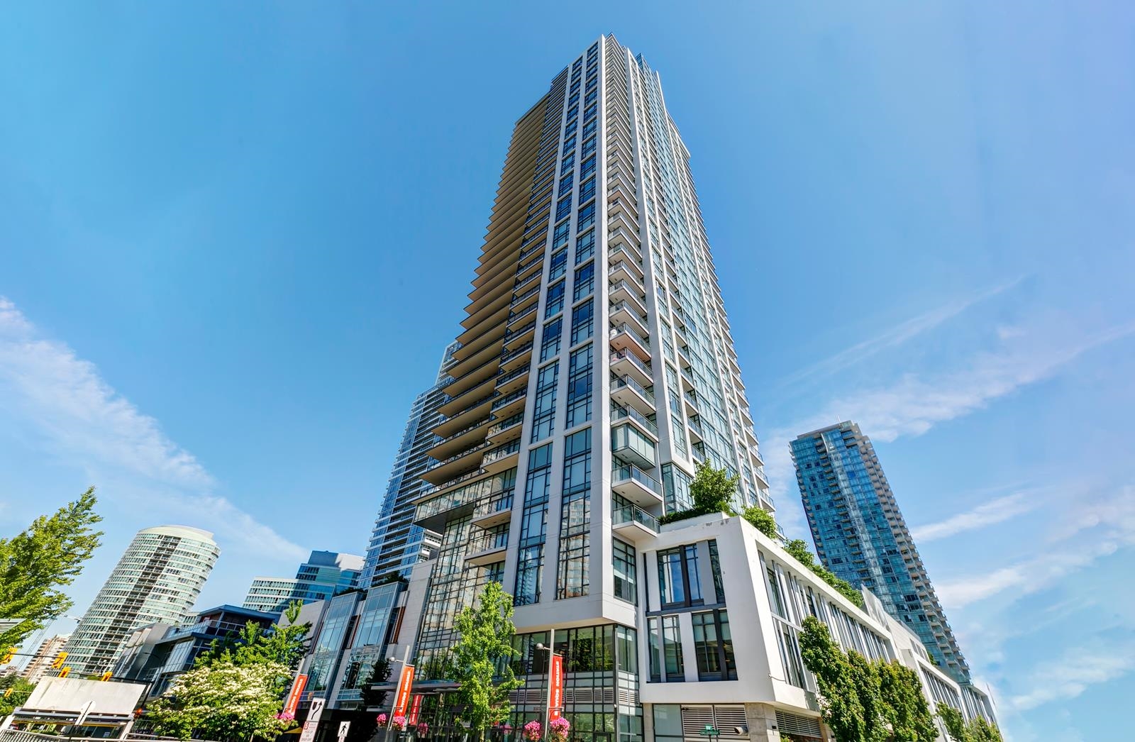 1105-6098 Station Street, Burnaby, BC, V5H 0H4