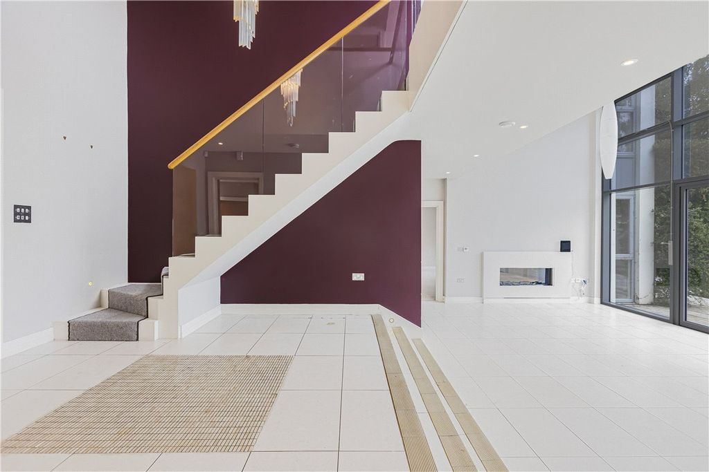 Additional image 27 of 6 bed detached house to rentWoodstock Road, Oxford, Oxfordshire OX2