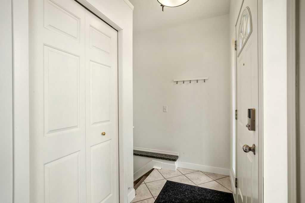 Additional image 4 of 144 Covewood Close NE, Calgary, AB, T3K 4Z8