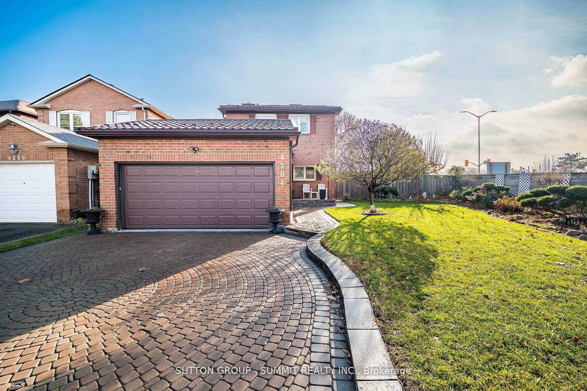 Additional image 2 of 4284 Sawmill Valley Drive, Mississauga, ON, L5L 3M9