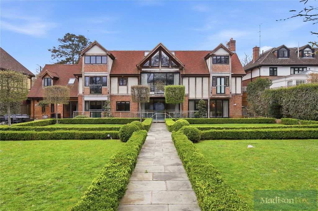 Additional image 75 of 8 bed detached house for saleStradbroke Drive, Chigwell, Essex IG7