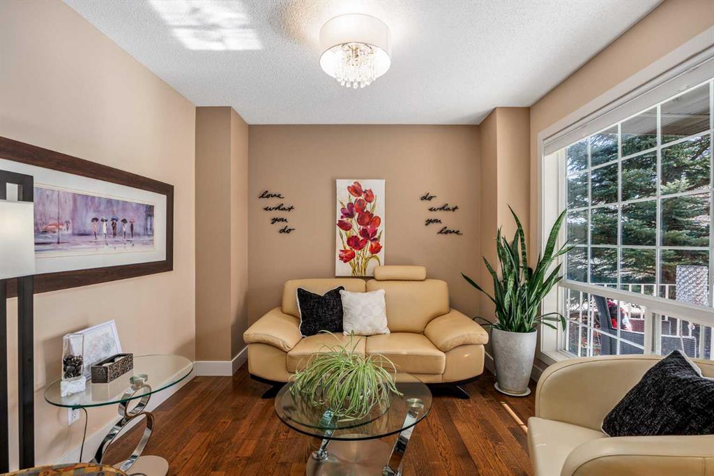 Additional image 5 of 15 Valley Brook Circle NW, Calgary, AB, T5J 1R3
