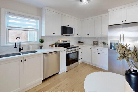 Additional image 7 of 8 Lombardy Crescent, Toronto, ON, M1K 4N8