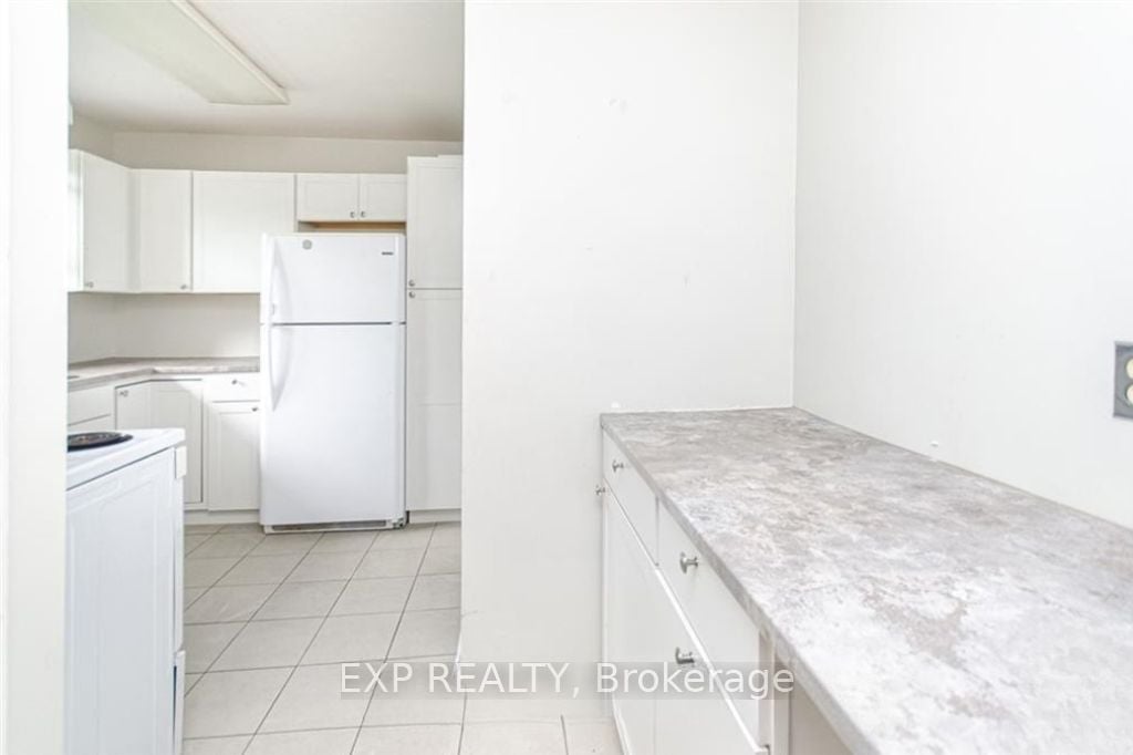 Additional image 4 of 160 Mountbatten Avenue, Ottawa, ON, K1H 5V7