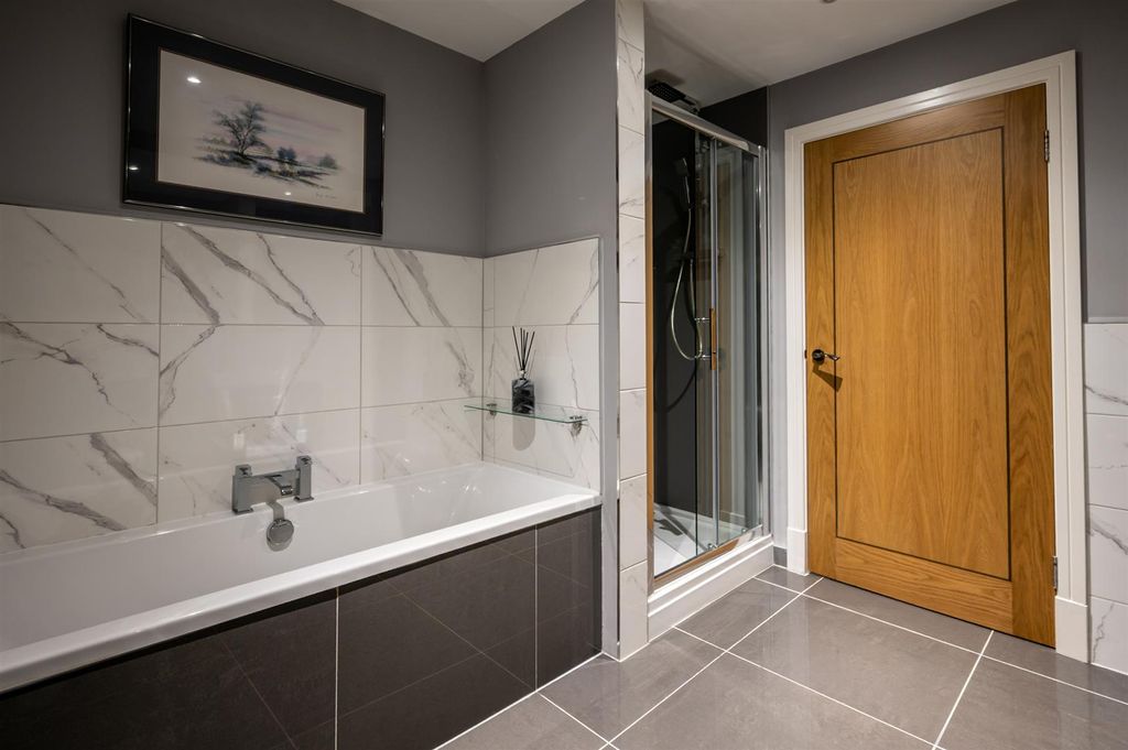 Additional image 11 of 3 bed flat for salePorter Brook View, Sheffield S11