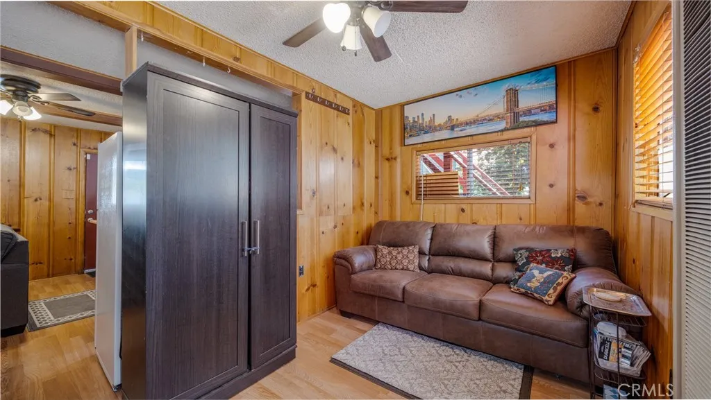 Additional image 14 of 23683 Manzanita Dr, Crestline, CA 92325