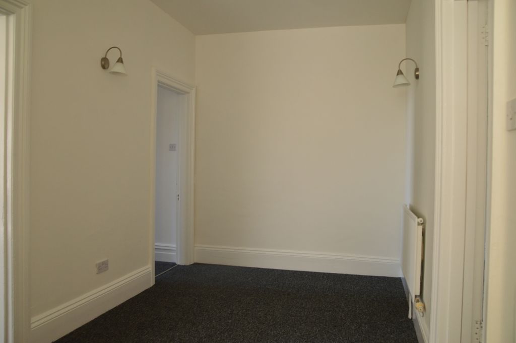 Additional image 9 of 3 bed flat to rentBeach Road, Weston Super Mare BS23