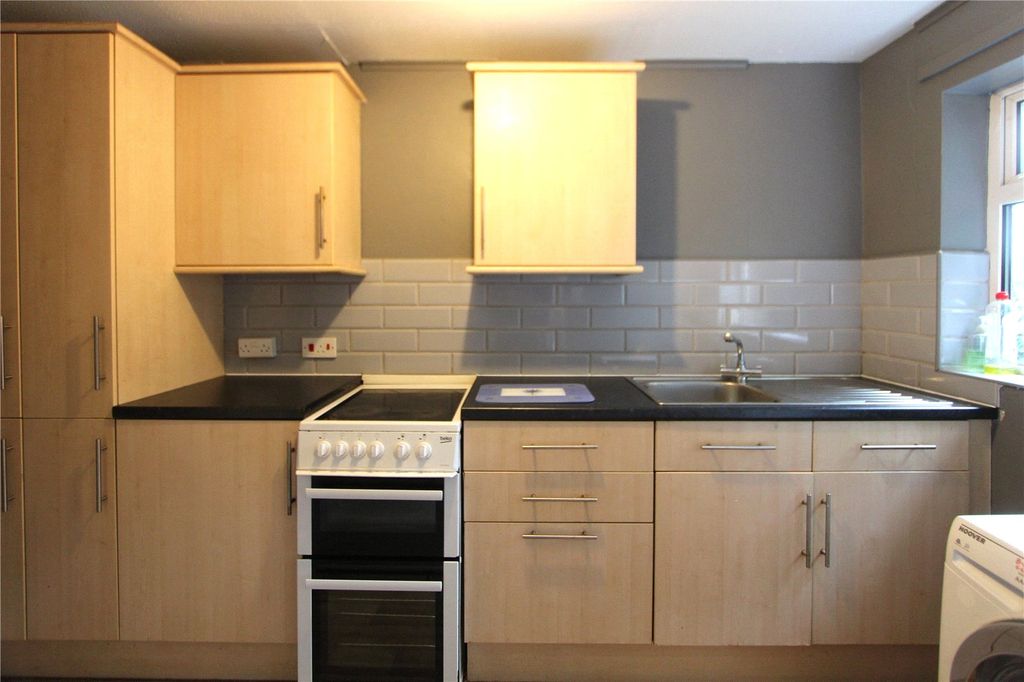 Additional image 2 of 2 bed flat for saleHopeswood, Greatham, Liss, Hampshire GU33