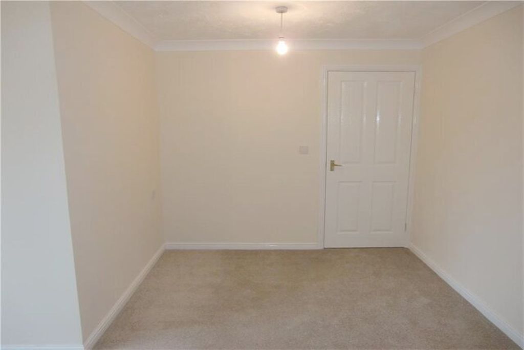 Additional image 3 of 1 bed flat to rentCwrt Bryn Coed, Colwyn Bay LL29