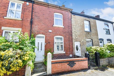 Robert Street, Prestwich M25