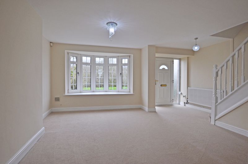 Additional image 4 of 3 bed semi-detached house to rentSemi-Detached House, Pilton Vale, Newport NP20
