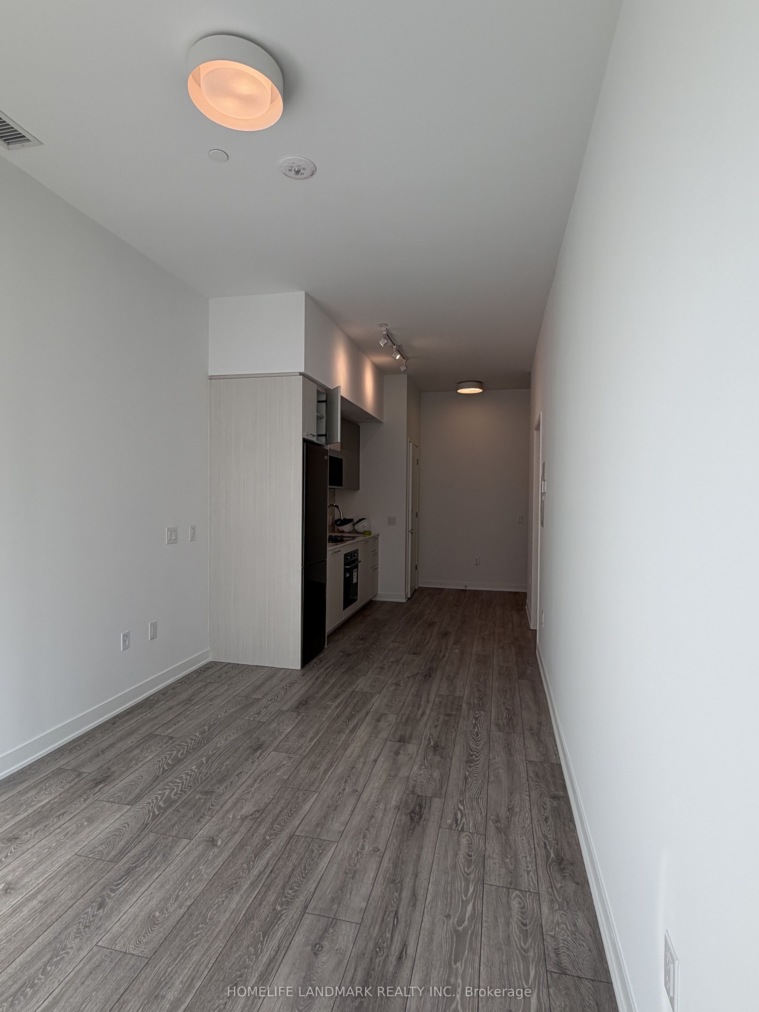 Additional image 6 of 215-10 Oak Street S, Toronto, ON, M5A 0Z1