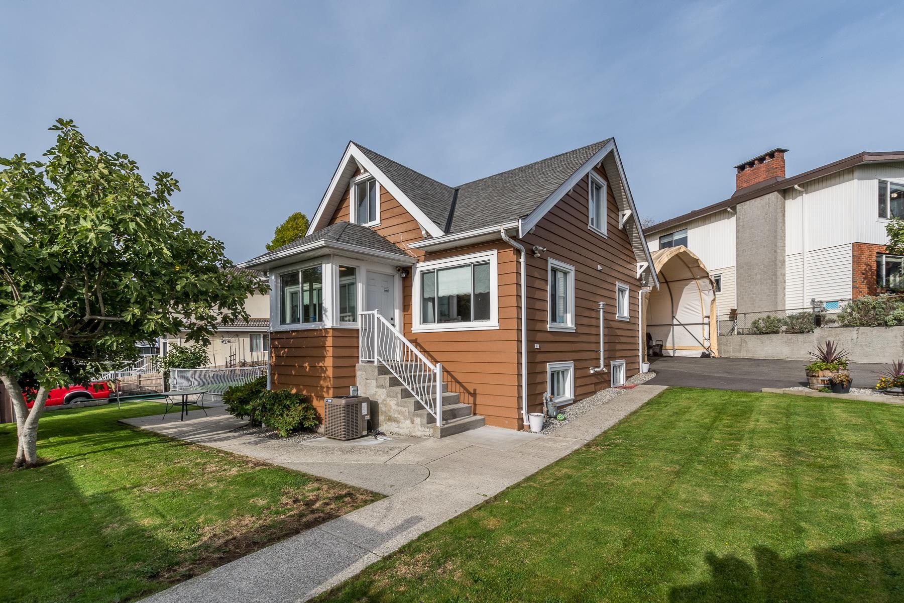 1276 Douglas Road, Burnaby, BC, V5C 4Z9