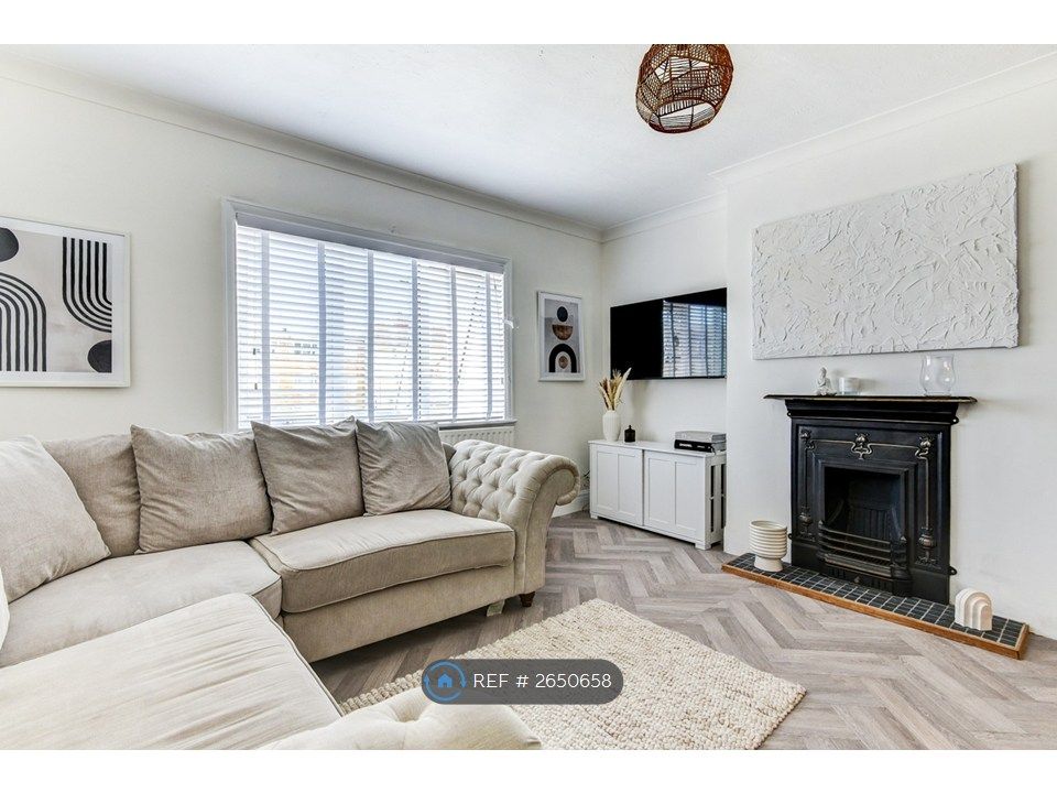 Additional image 7 of 5 bed maisonette to rentStocker Road, Bognor Regis PO21