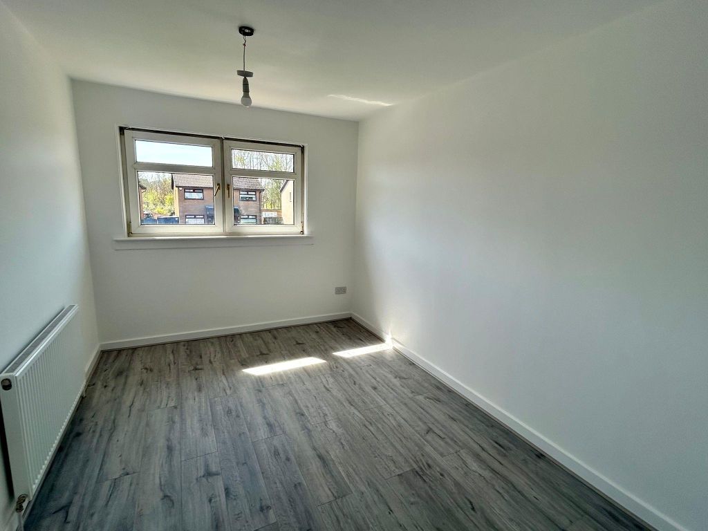 Additional image 7 of 3 bed detached house to rent48 Sherry Avenue, Holytown, Motherwell ML1