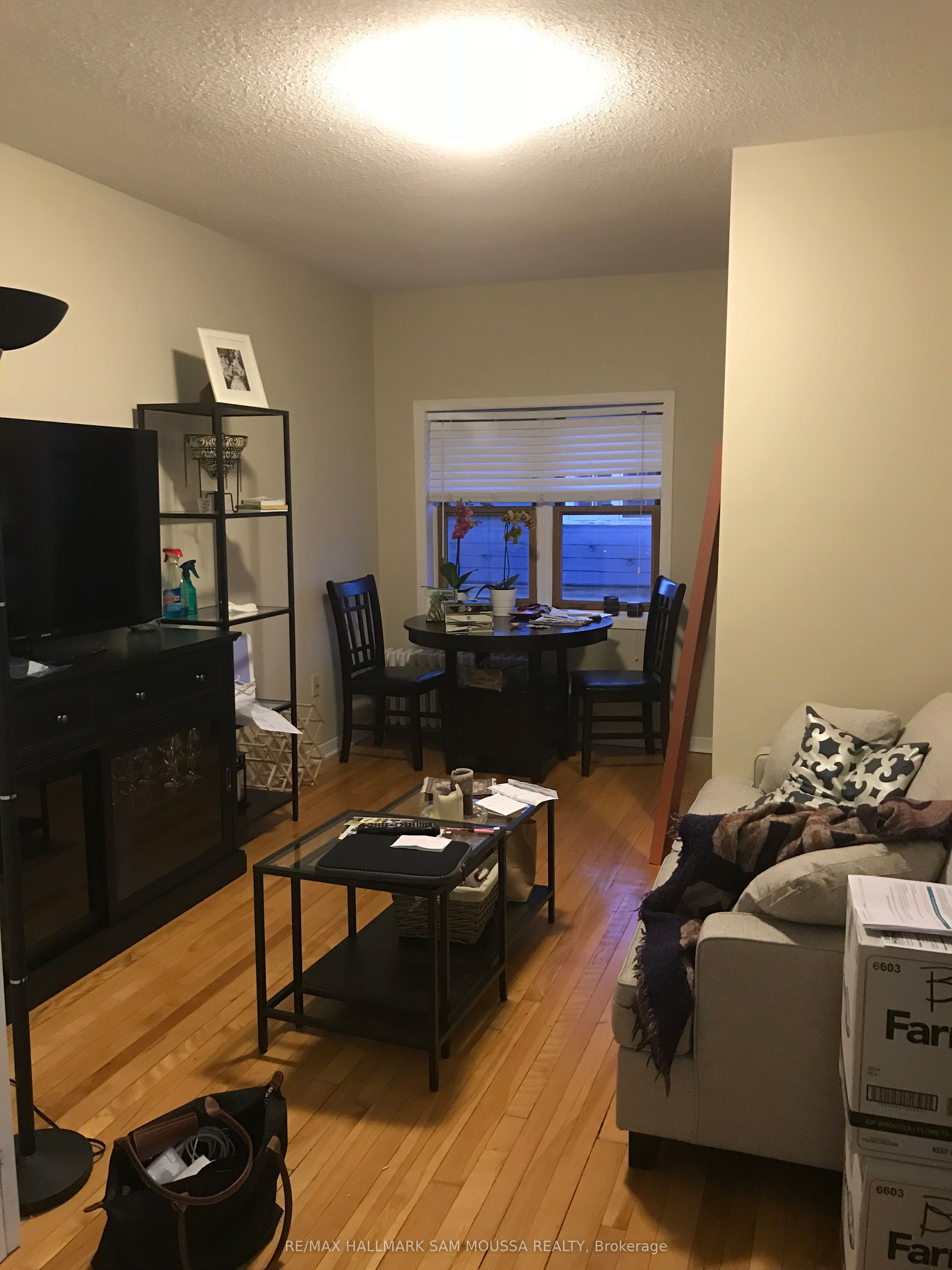 Additional image 2 of 9-232 Cooper Street, Ottawa, ON, K2P 0G4