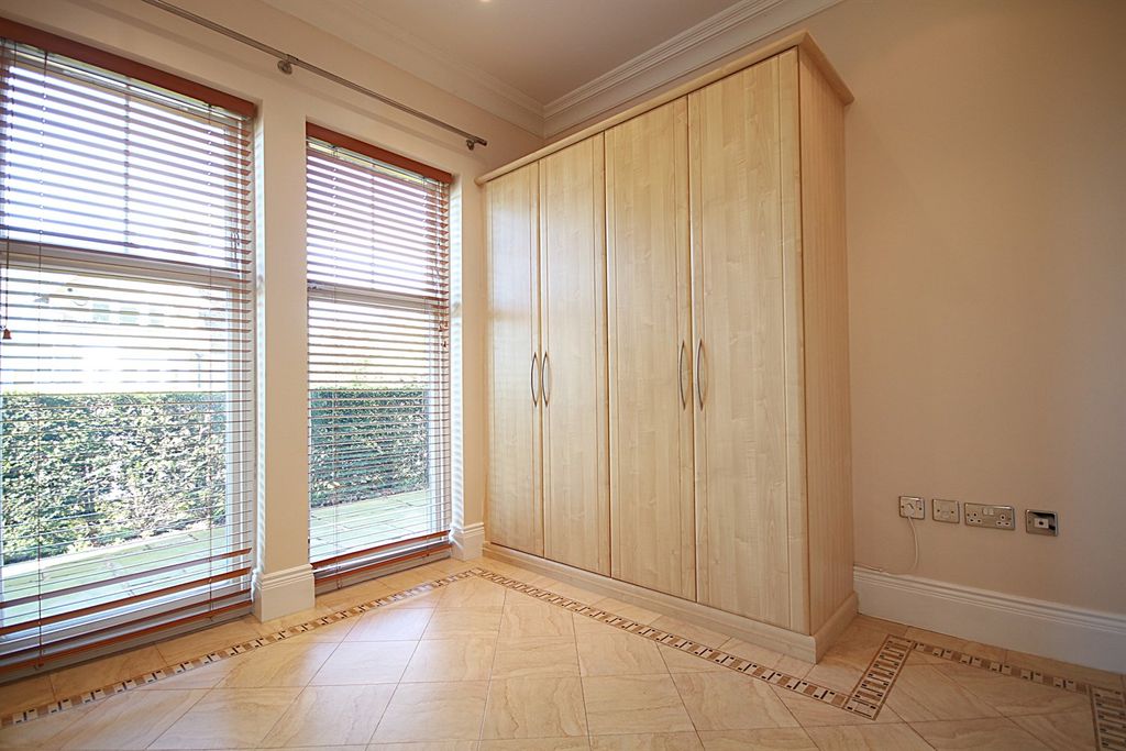 Additional image 13 of 3 bed flat to rentSt. Hilarys Park, Alderley Edge SK9