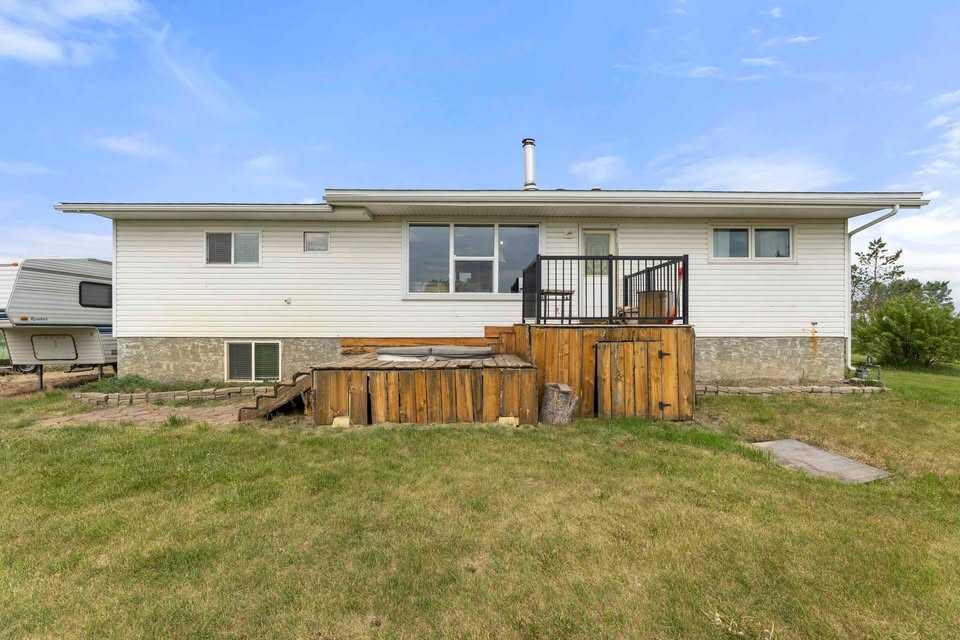 Additional image 2 of 31275 Range Road 13 , Rural Mountain View County, AB, T0M0W0