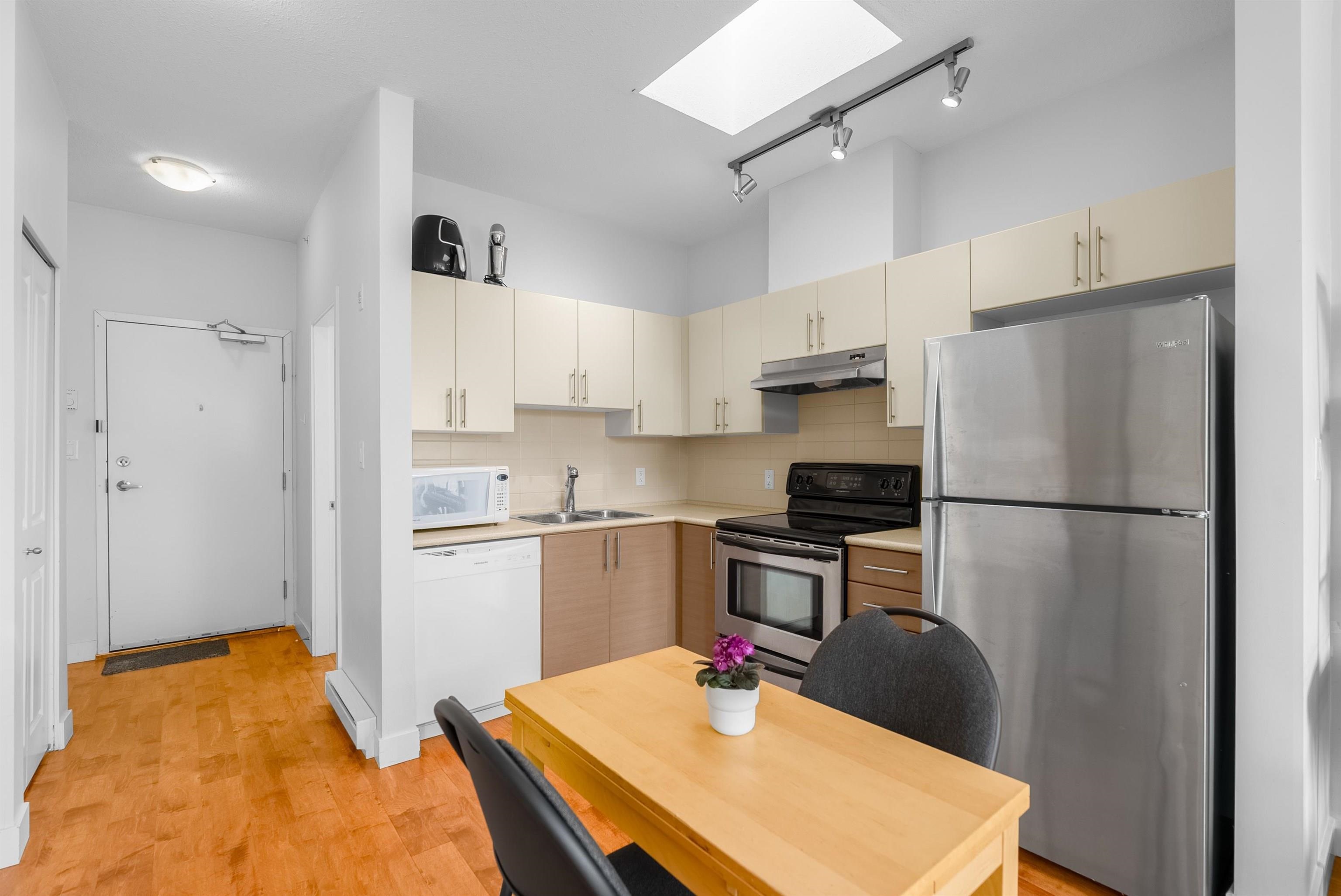 Additional image 2 of 4xx-5692 Kings Road, Vancouver, BC, V6T 1K8