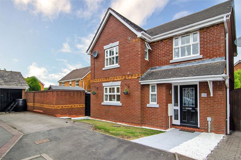 4 bed detached house to rentWatermint Close, Wimblebury WS12
