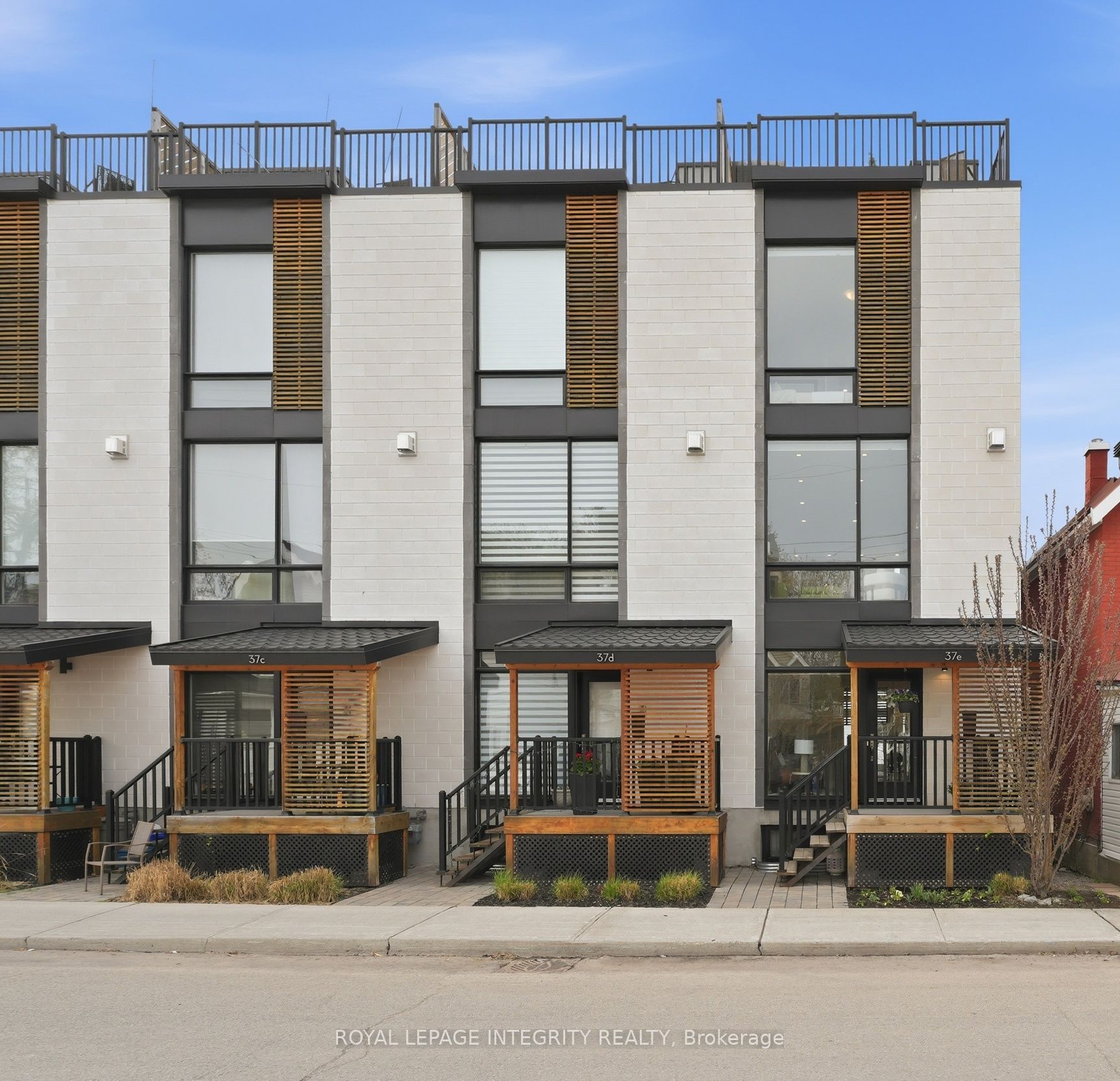 37E Ladouceur Street, Ottawa, ON, K1Y 2S9