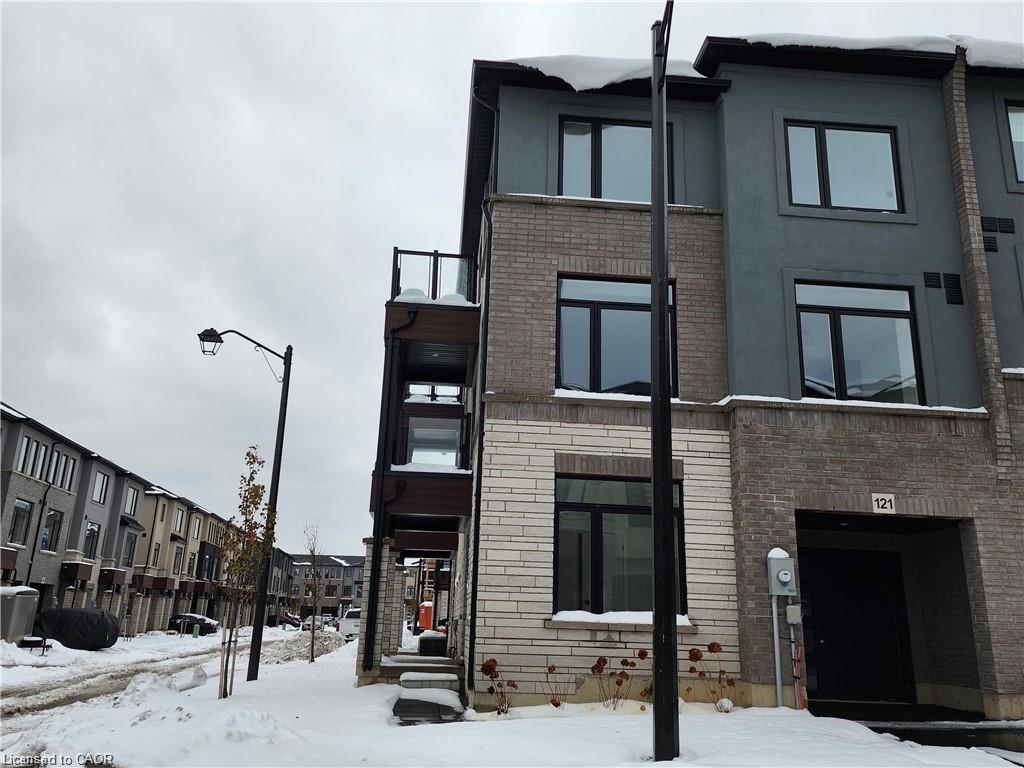 121-155 Equestrian Way, Cambridge, ON, N3E 0E8