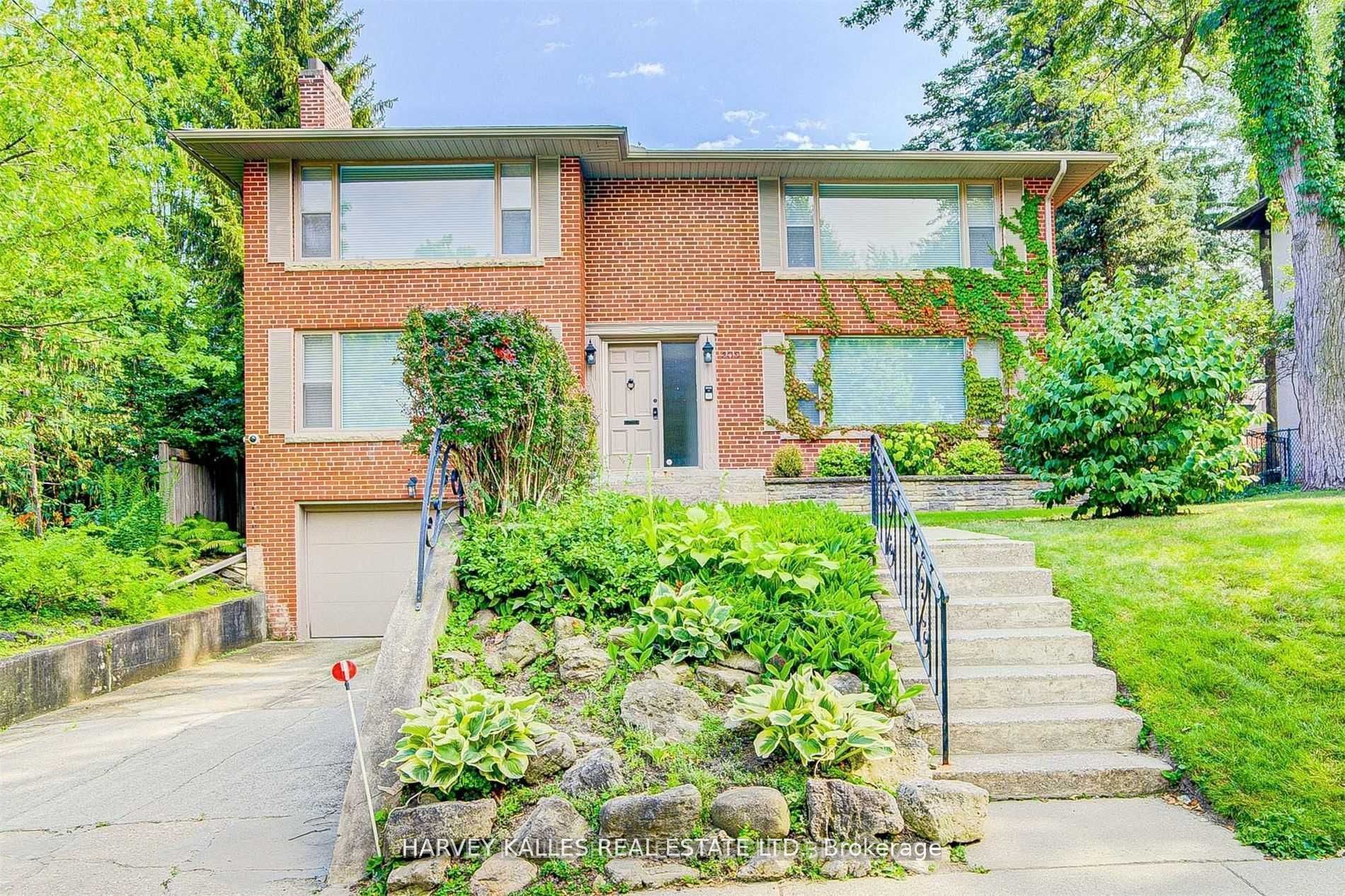 209 Lytton Boulevard, Toronto, ON, M4R 1L6