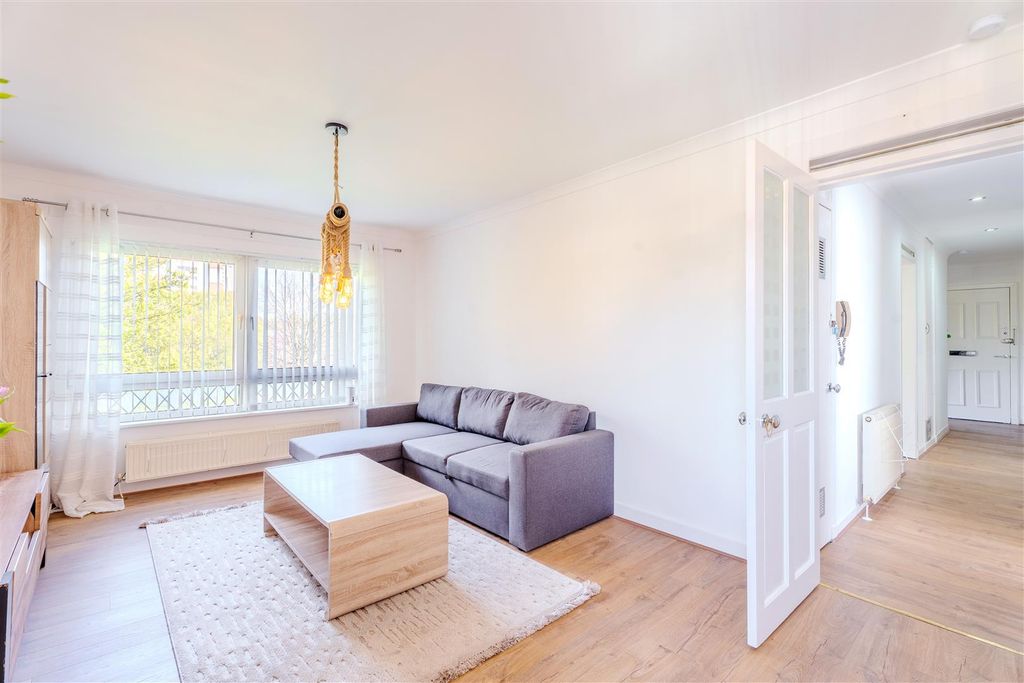 Additional image 4 of 2 bed flat for saleFreesia Court, Motherwell ML1