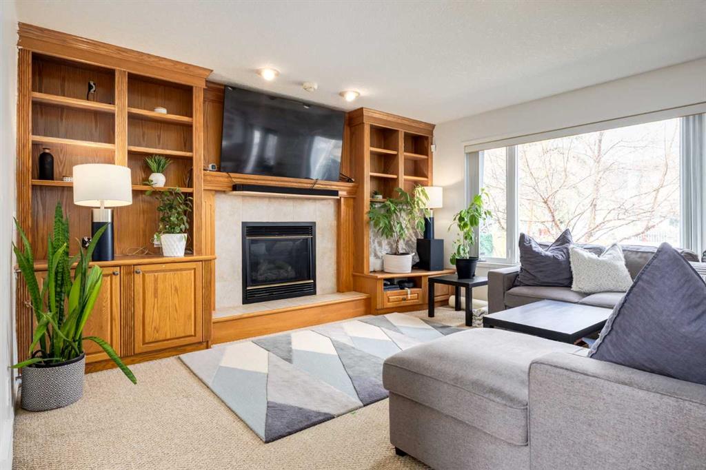 Additional image 3 of 439 Mountain Park Drive SE, Calgary, AB, T2Z 2N9