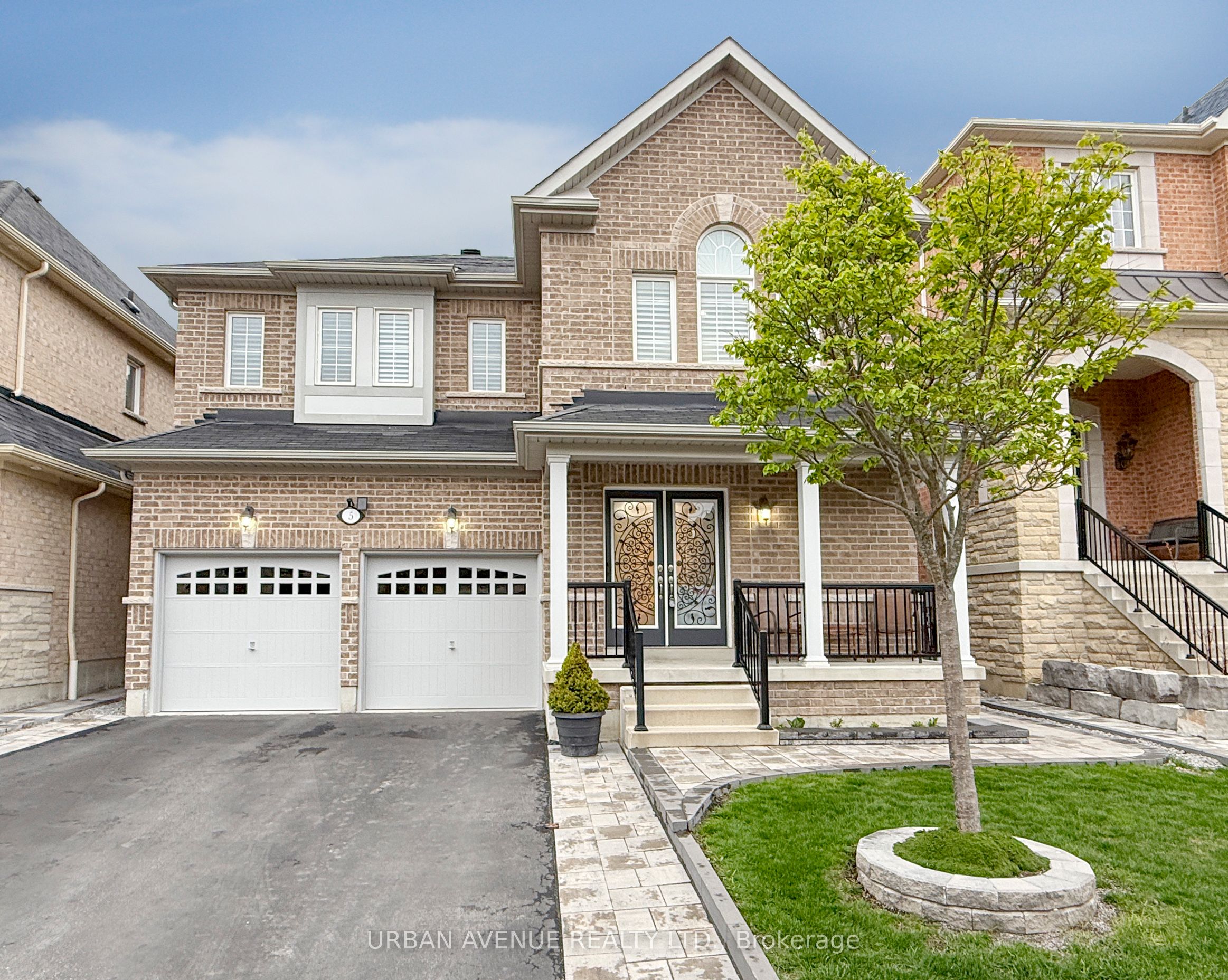 5 Aquilina Court, Ajax, ON, L1Z 0E5