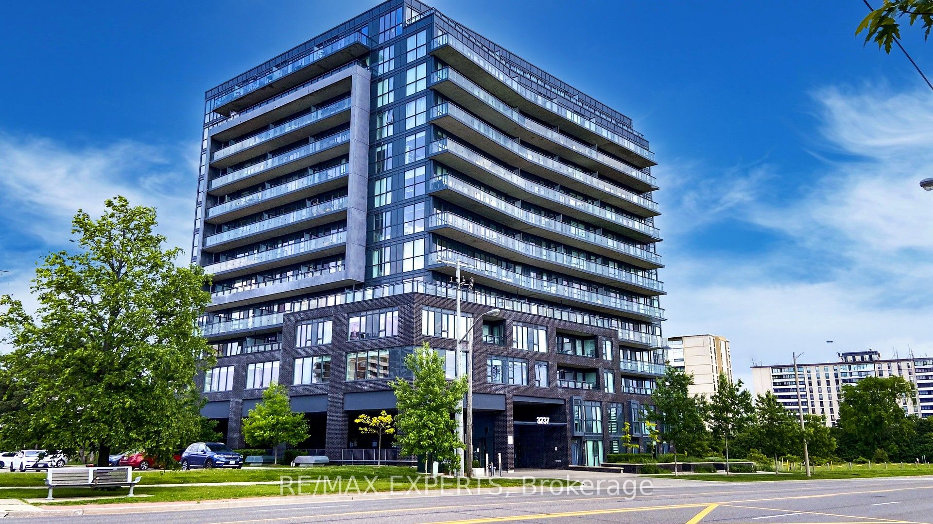 102-3237 Bayview Avenue, Toronto, ON, M2K 2J7