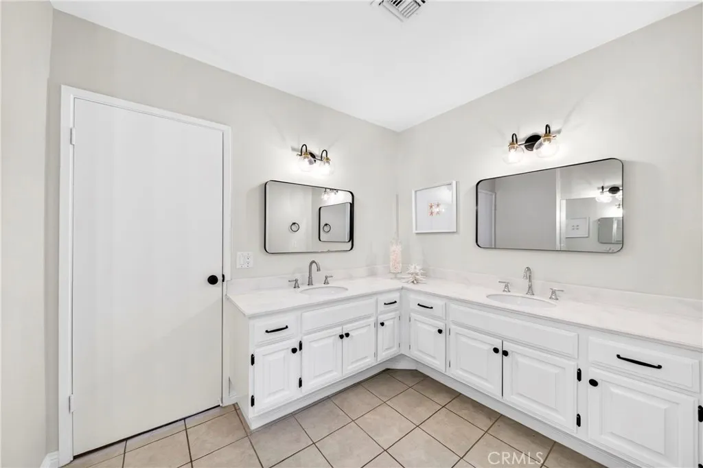 Additional image 29 of 9914 Tweedy Lane Unit C, Downey, CA 90240