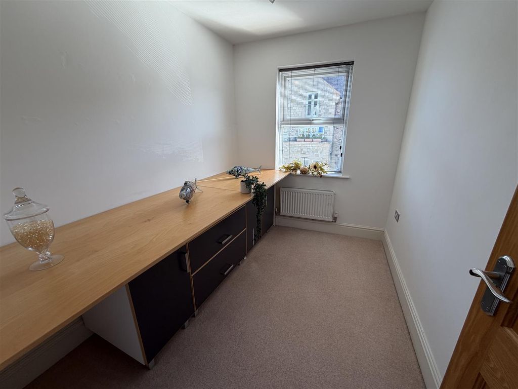 Additional image 11 of 4 bed terraced house to rentPark View, Alnwick NE66