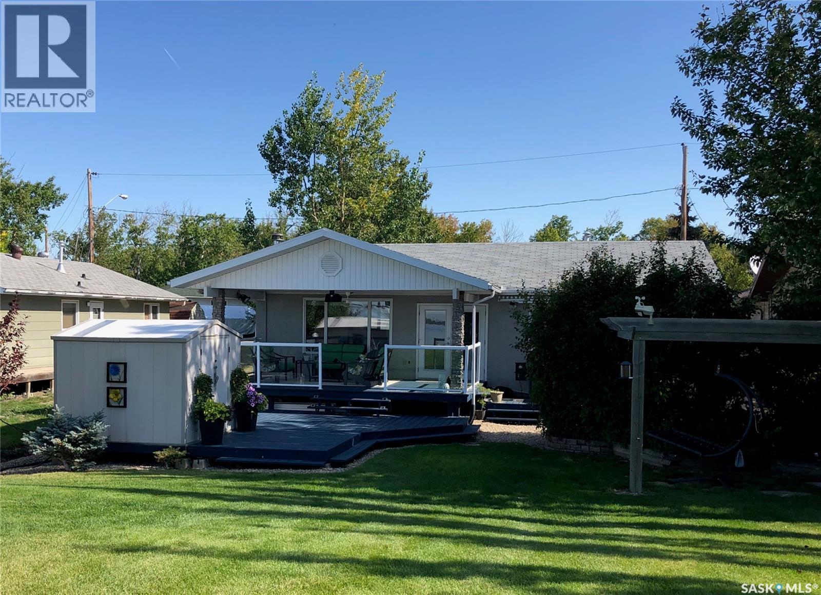 115 Lakeside DRIVE