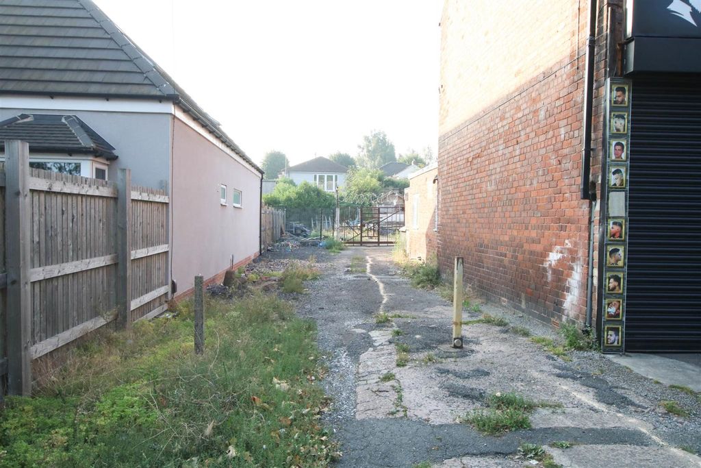 Land for saleLand Adjacent To 226 Thorne Road, Doncaster DN2