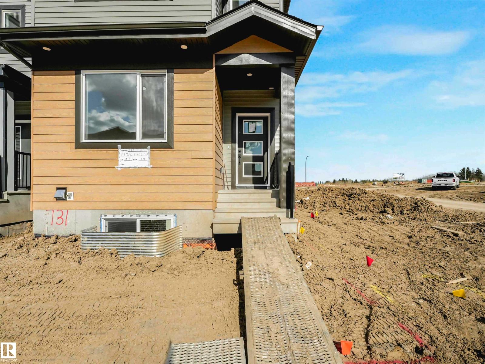 Additional image 4 of 731 30 Street SW, Edmonton, AB, T6X3M3