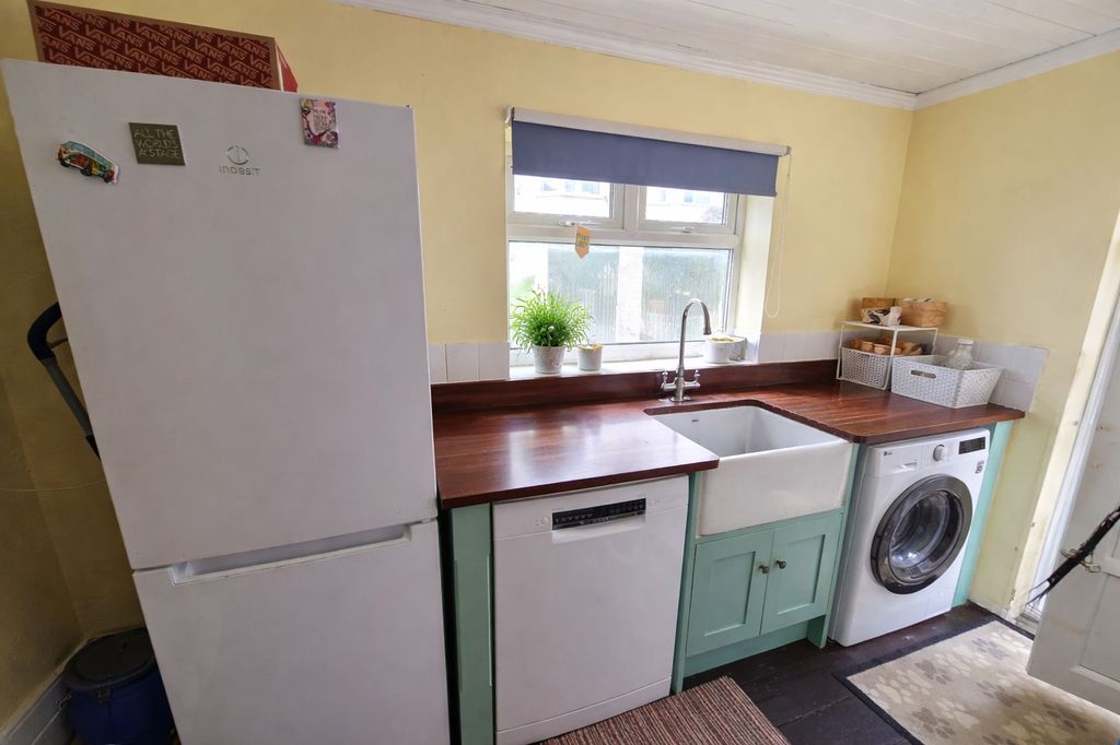 Additional image 4 of 3 bed terraced house to rentChaddlewood Avenue, Plymouth PL4