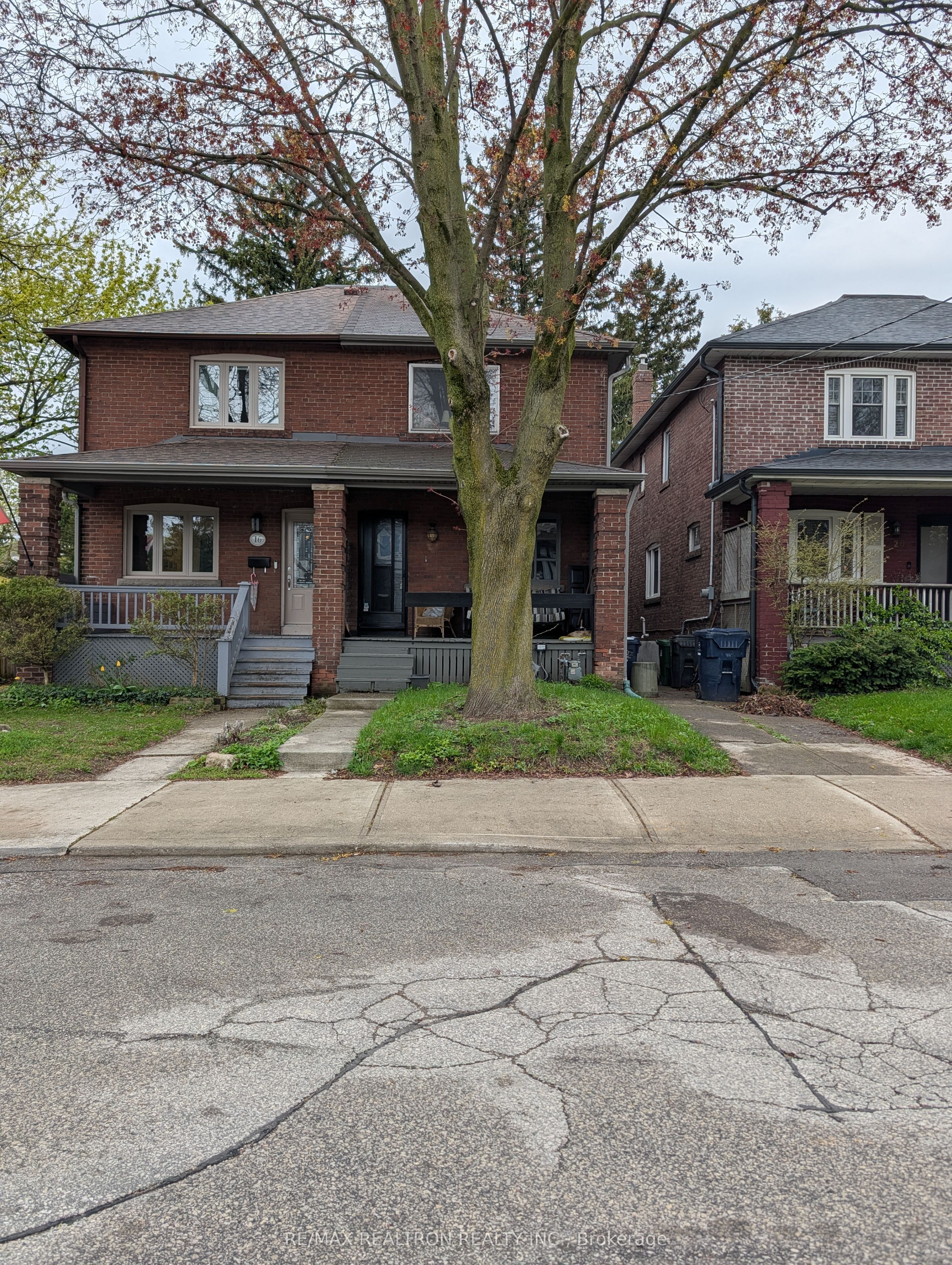 18 Thurston Road, Toronto, ON, M4S 2V7
