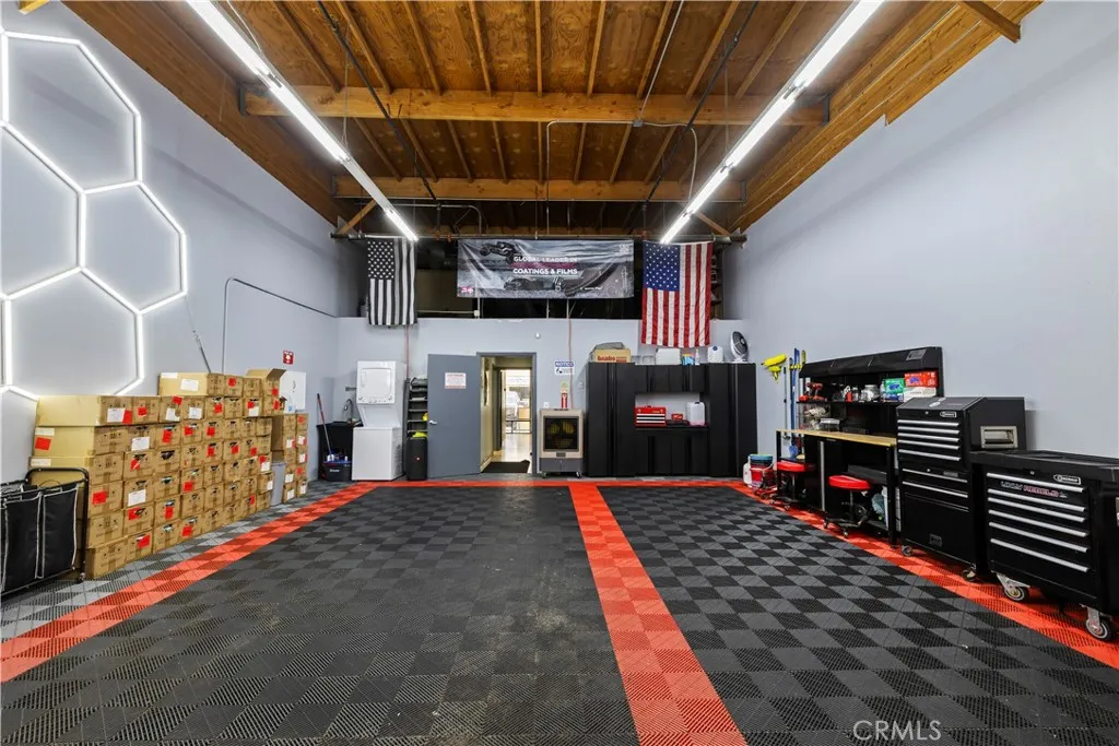 Additional image 3 of 12284 Industrial Blvd Unit A2, Victorville, CA 92395