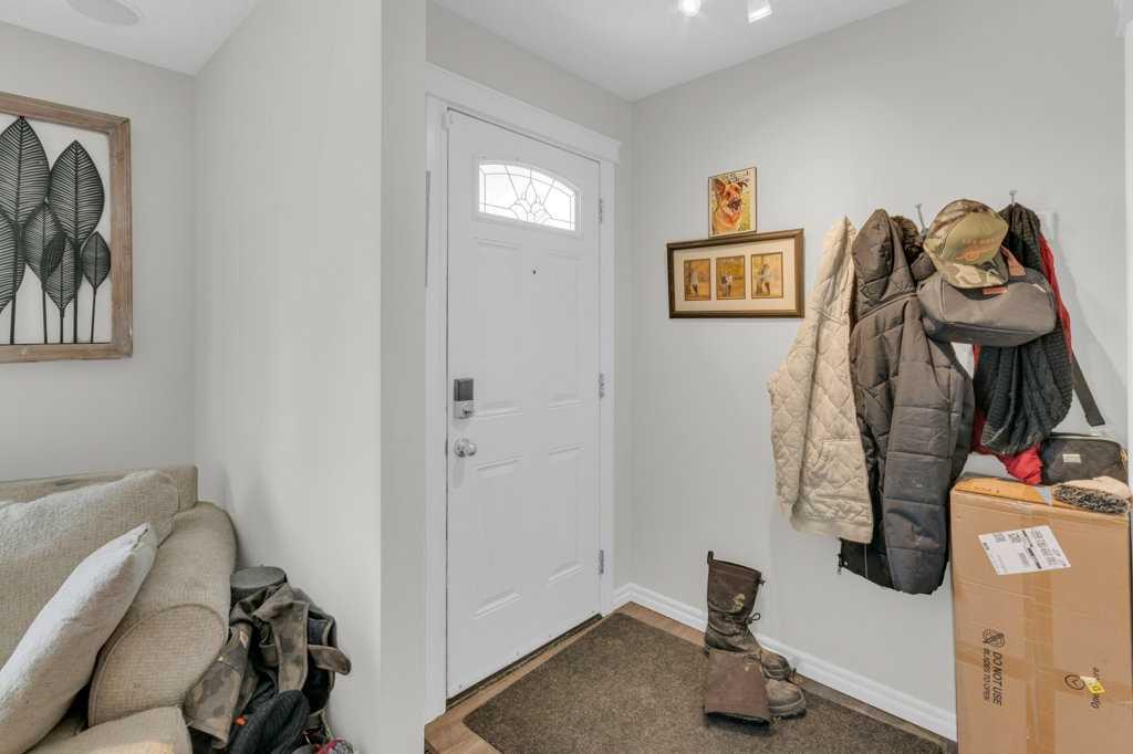Additional image 2 of 171 Erin Mount Place SE, Calgary, AB, T2B 2T3