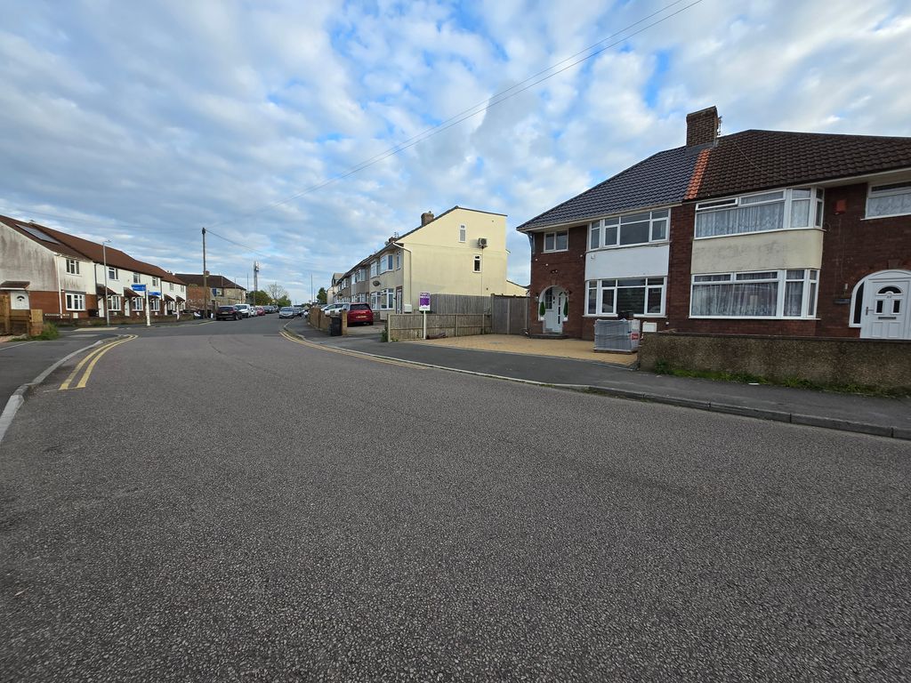 Additional image 19 of 3 bed semi-detached house to rentDurban Road, Bristol BS34